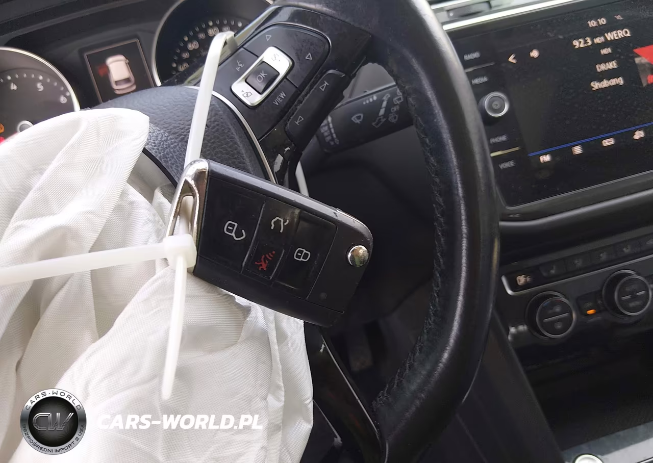 2019 Volkswagen Tiguan 2.0T Se-2.0T Sel-2.0T Sel R-Line-2.0T Sel R-Line Black VIN:3VV3B7AX6KM136923 - 11