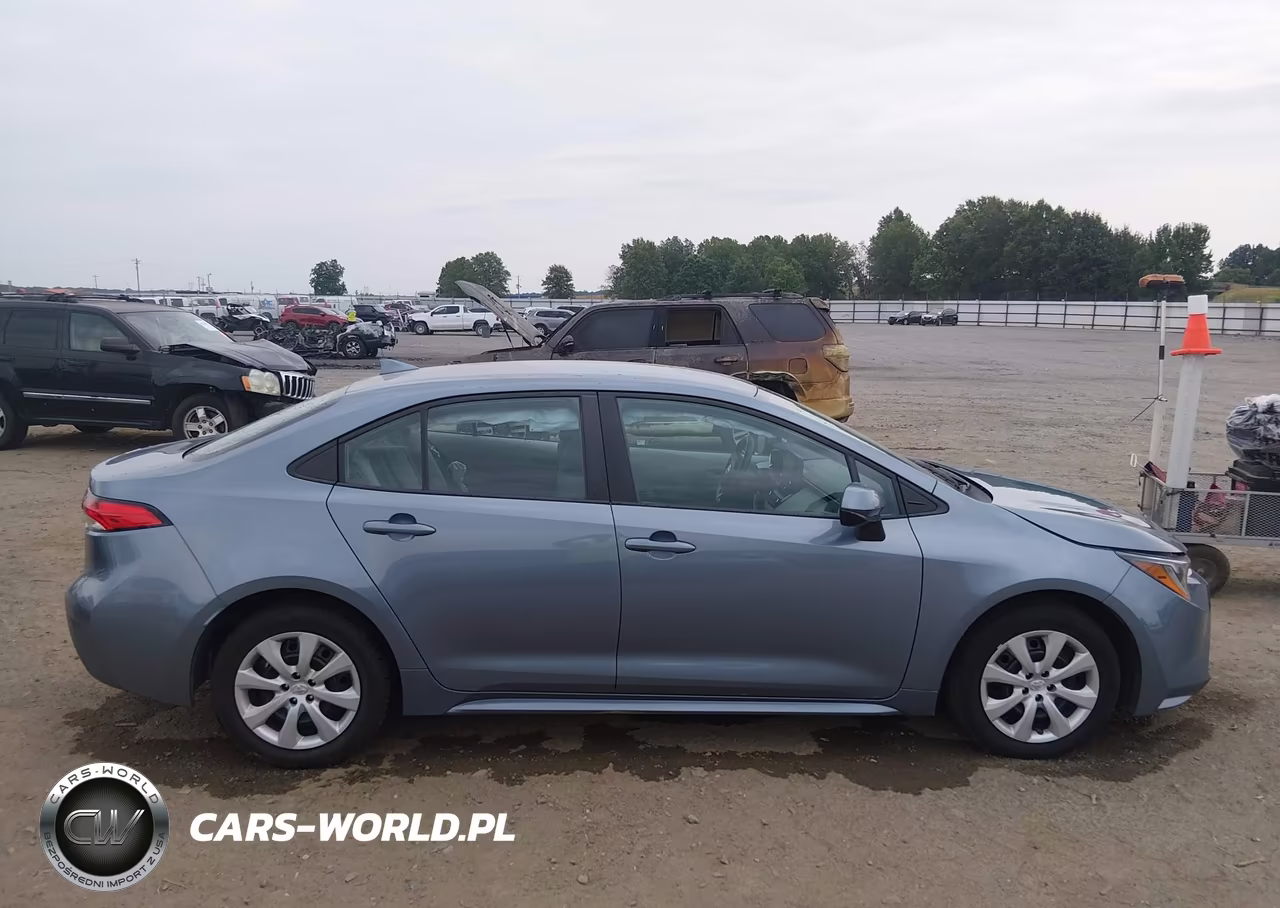2022 Toyota Corolla Le VIN:5YFEPMAE0NP380943 - 13