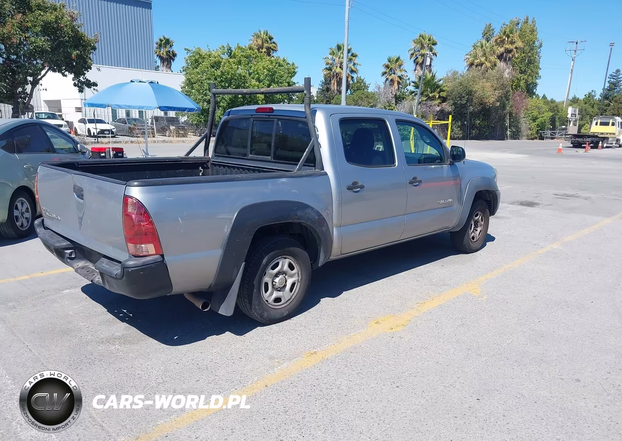 2014 Toyota Tacoma VIN:5TFJX4CNXEX043516 - 4