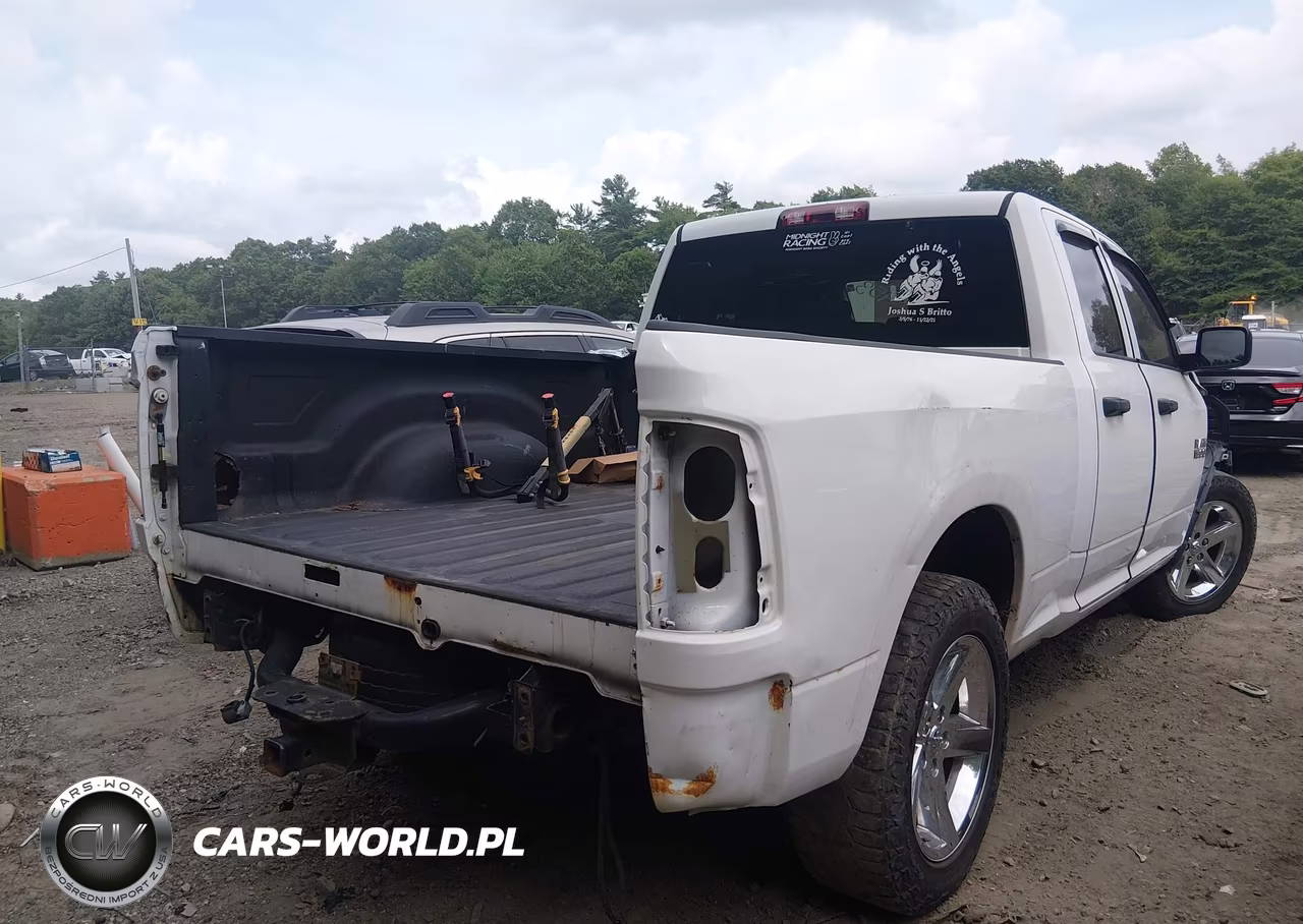 2016 Ram 1500 Tradesman VIN:1C6RR6FM6GS388514 - 4