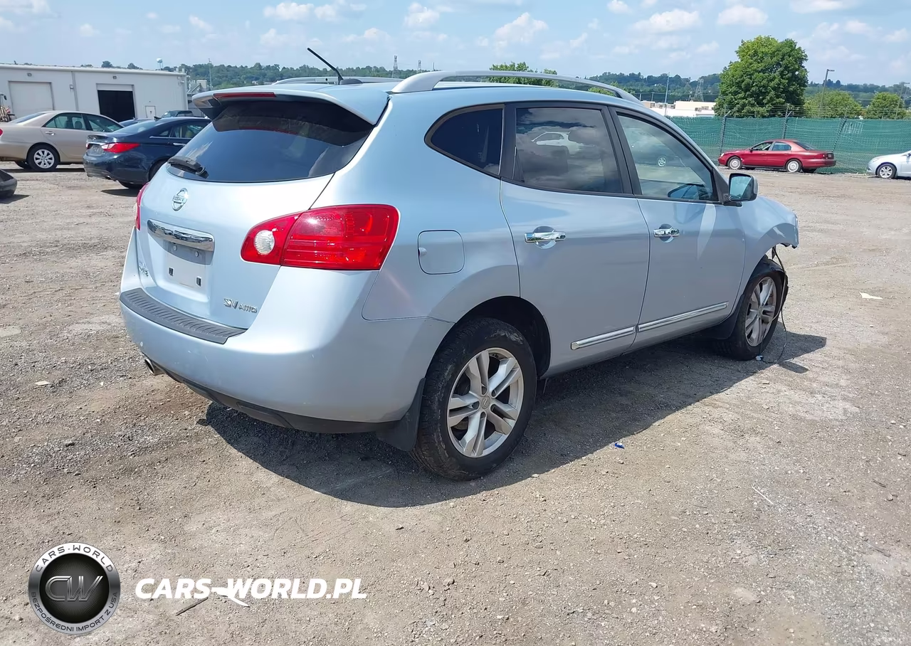 2012 Nissan Rogue Sv VIN:JN8AS5MV5CW417847 - 4