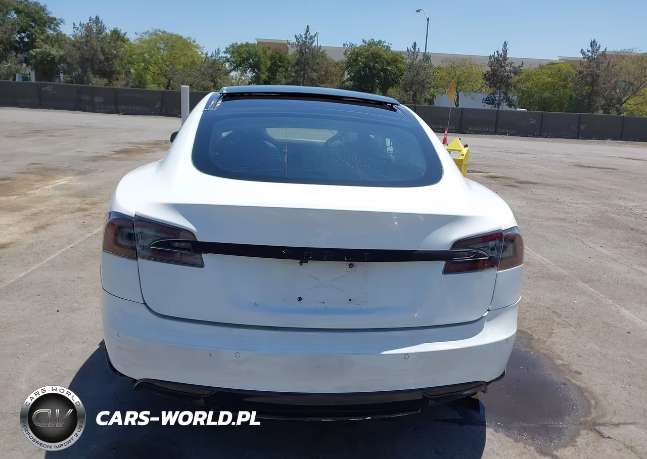 2014 Tesla Model S P85 VIN:5YJSA1H17EFP52876 - 15