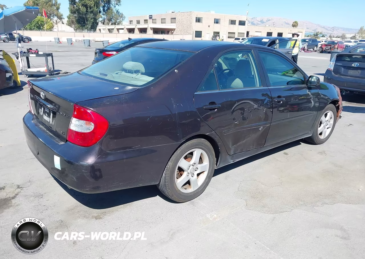 2003 Toyota Camry Se V6 VIN:4T1BF32K83U549963 - 4