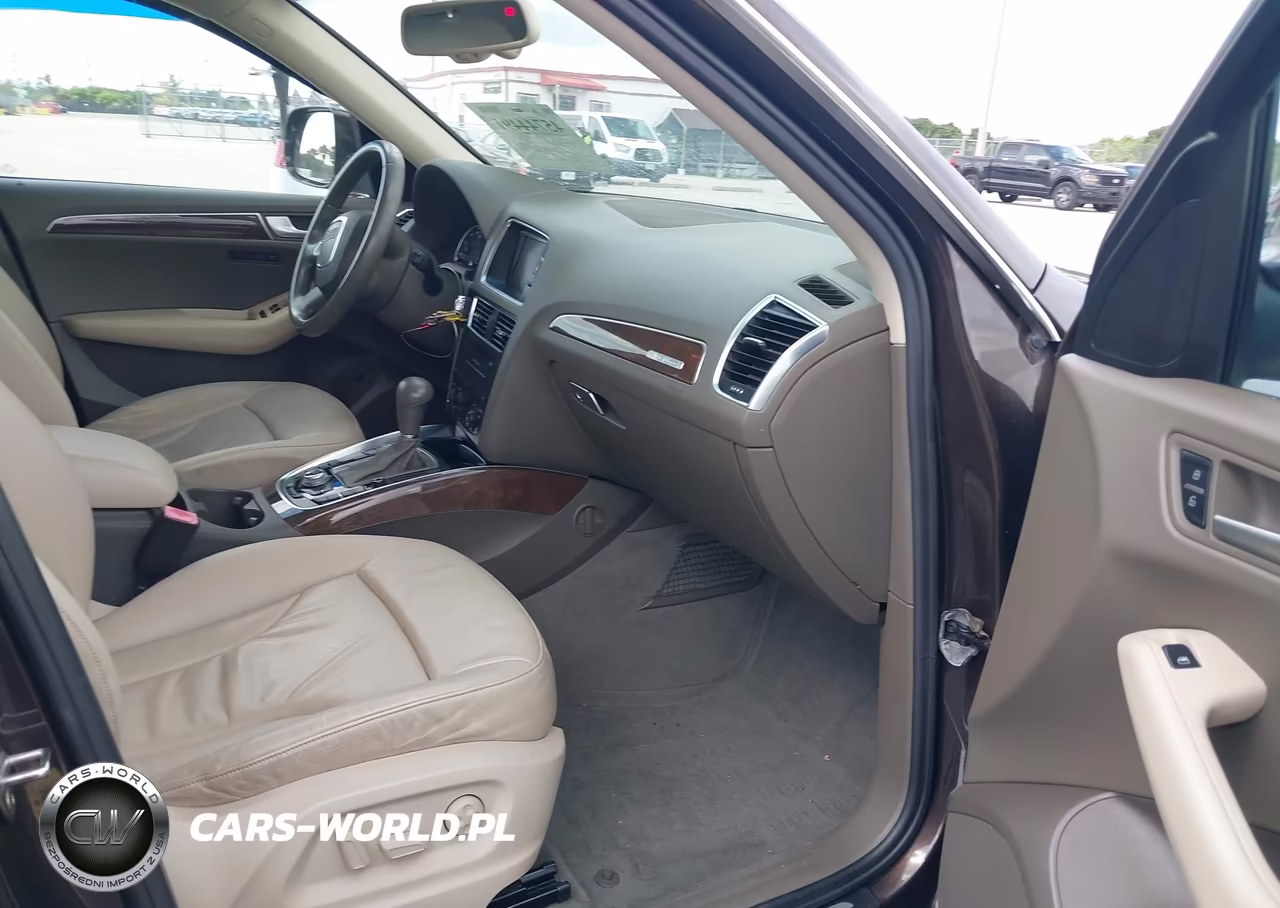 2011 Audi Q5 2.0T Premium VIN:WA1LFAFP6BA005782 - 5