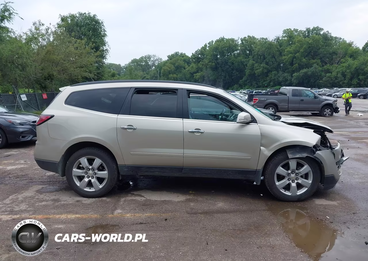 2015 Chevrolet Traverse Lt VIN:1GNKRGKD1FJ176637 - 13