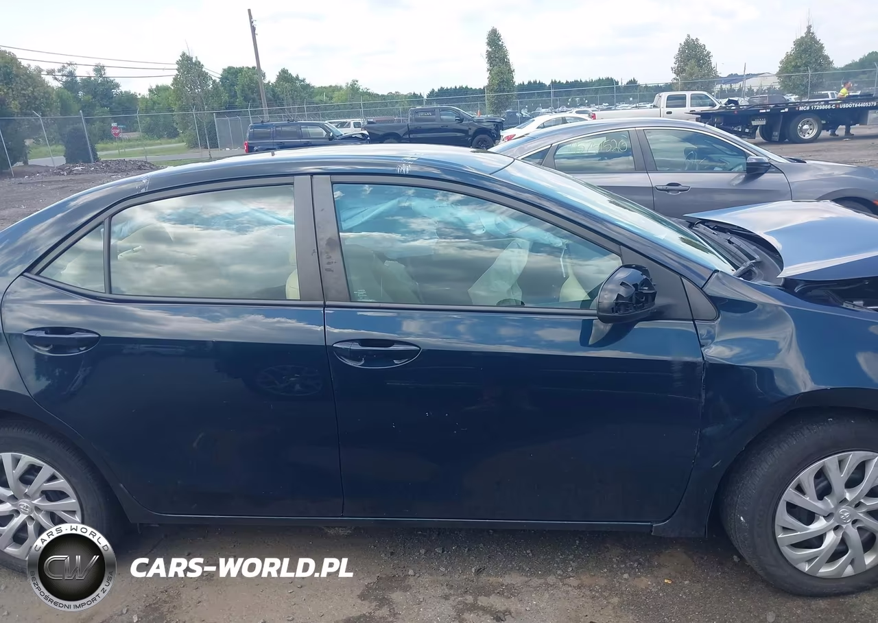 2017 Toyota Corolla Le VIN:2T1BURHE7HC908304 - 14