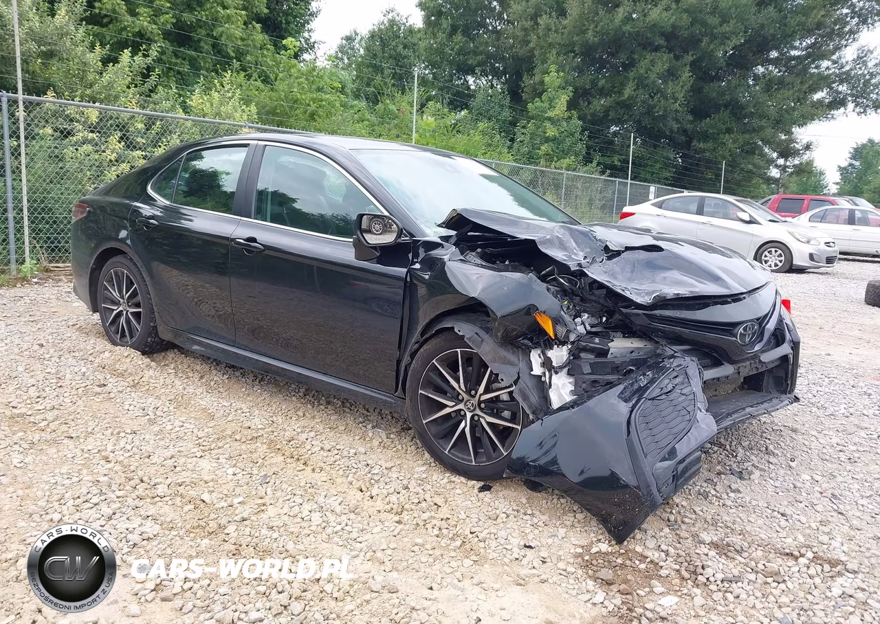 2024 Toyota Camry Se – zdjęcie 1 z 16