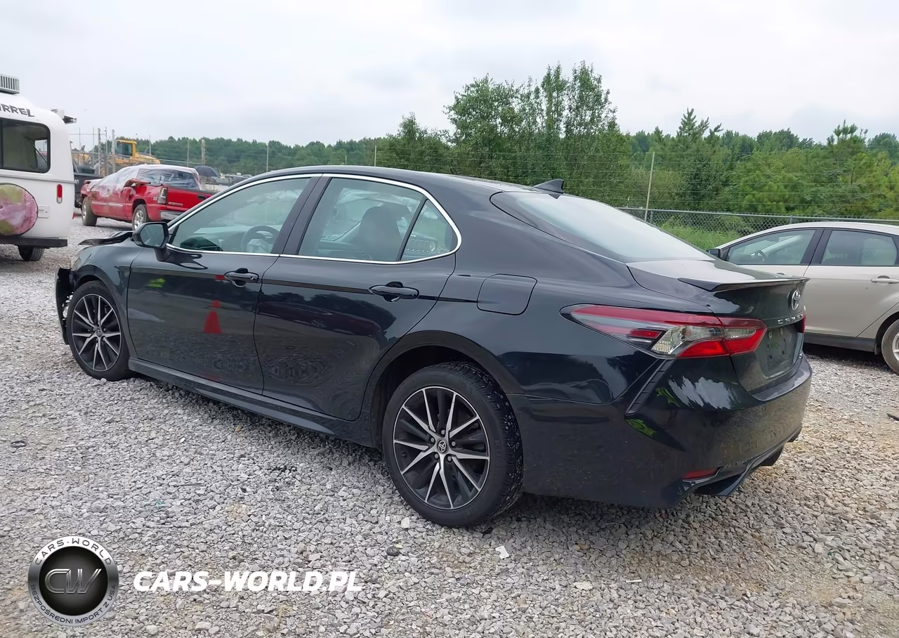 2024 Toyota Camry Se VIN:4T1G11AK9RU913777 - 3