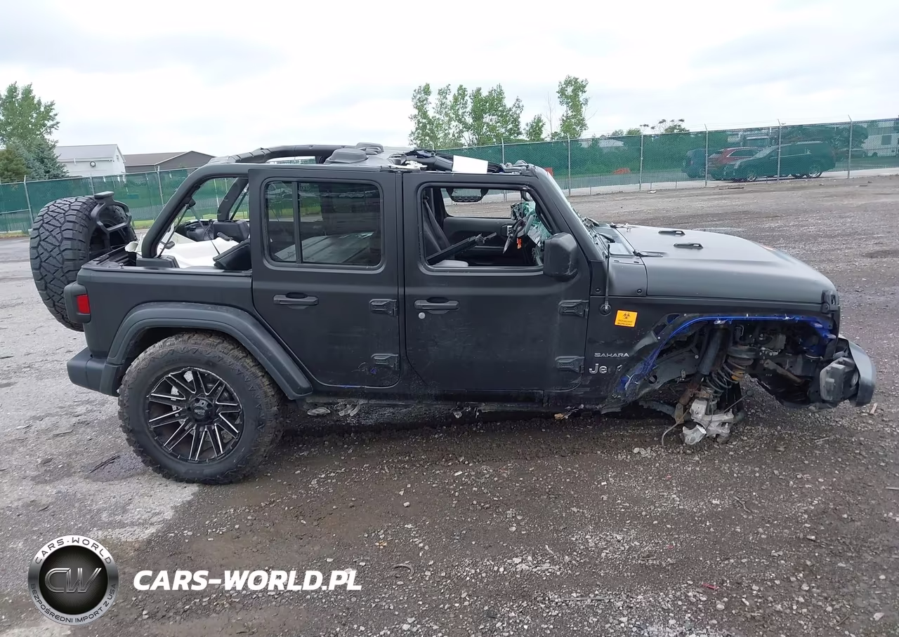 2020 Jeep Wrangler Unlimited Sahara VIN:1C4HJXEN2LW220772 - 13