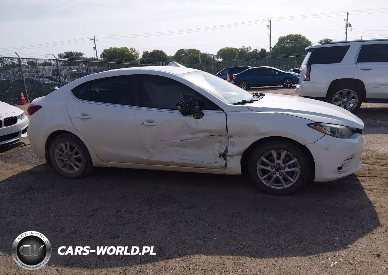 2014 Mazda Mazda3 I Touring VIN:JM1BM1V79E1109440 - 13