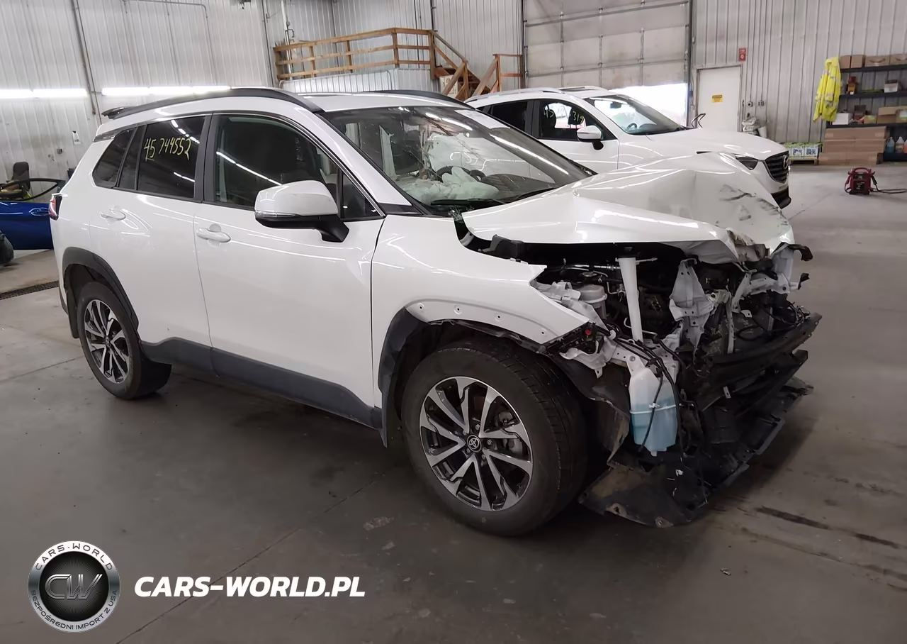 2024 Toyota Corolla Cross Xle VIN:7MUDAABG1RV112949 - 1