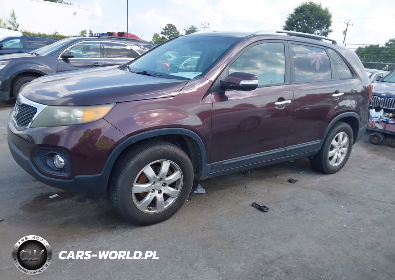 2011 Kia Sorento Lx VIN:5XYKTCA13BG143577 - 2