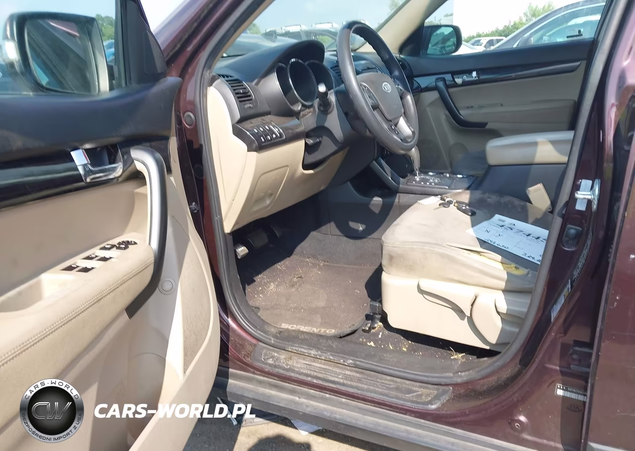 2011 Kia Sorento Lx VIN:5XYKTCA13BG143577 - 5
