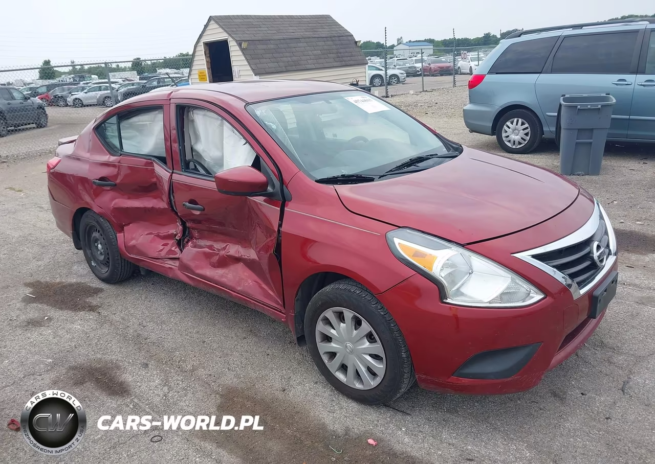 2018 Nissan Versa 1.6 S+ – zdjęcie 1 z 11