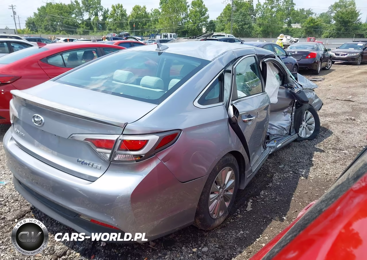 2016 Hyundai Sonata Hybrid Se VIN:KMHE24L10GA026433 - 4