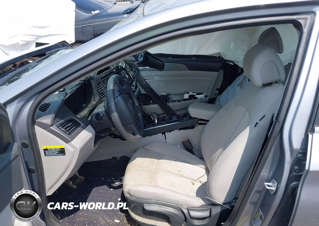 2016 Hyundai Sonata Hybrid Se VIN:KMHE24L10GA026433 - 5