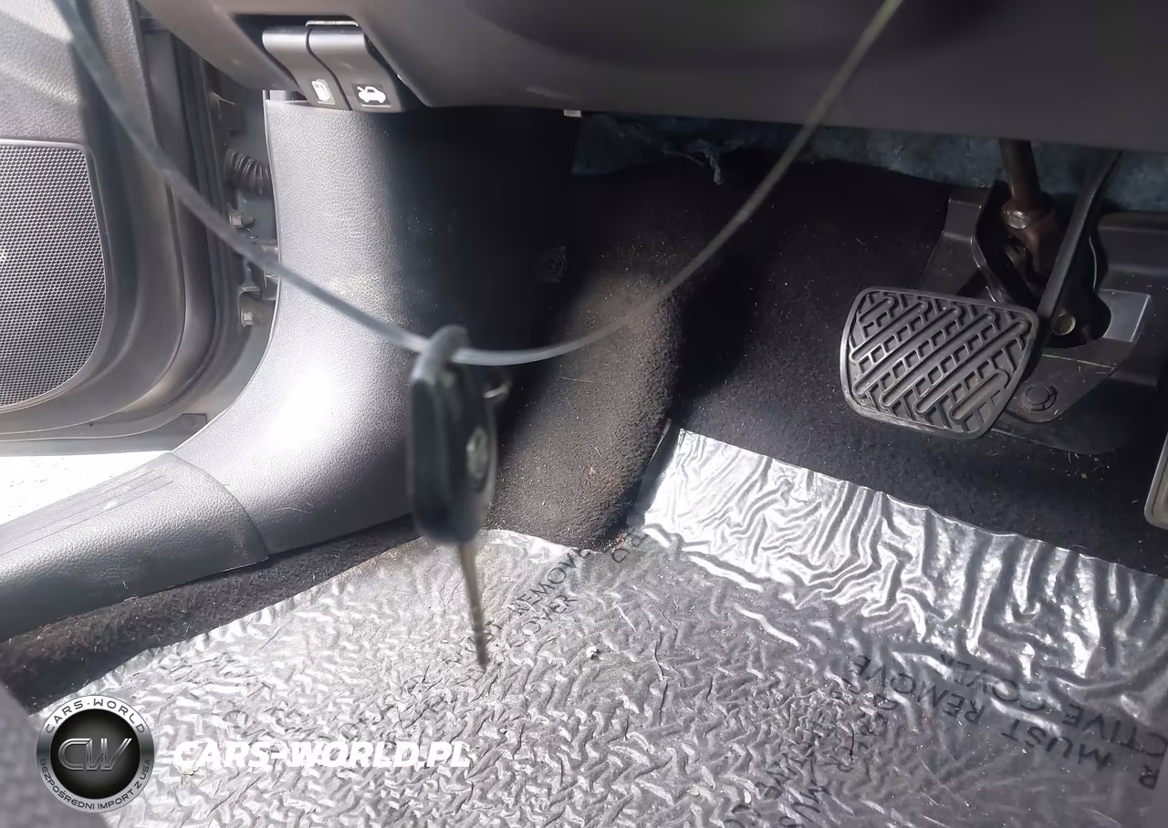 2019 Nissan Sentra S VIN:3N1AB7AP7KY360882 - 11