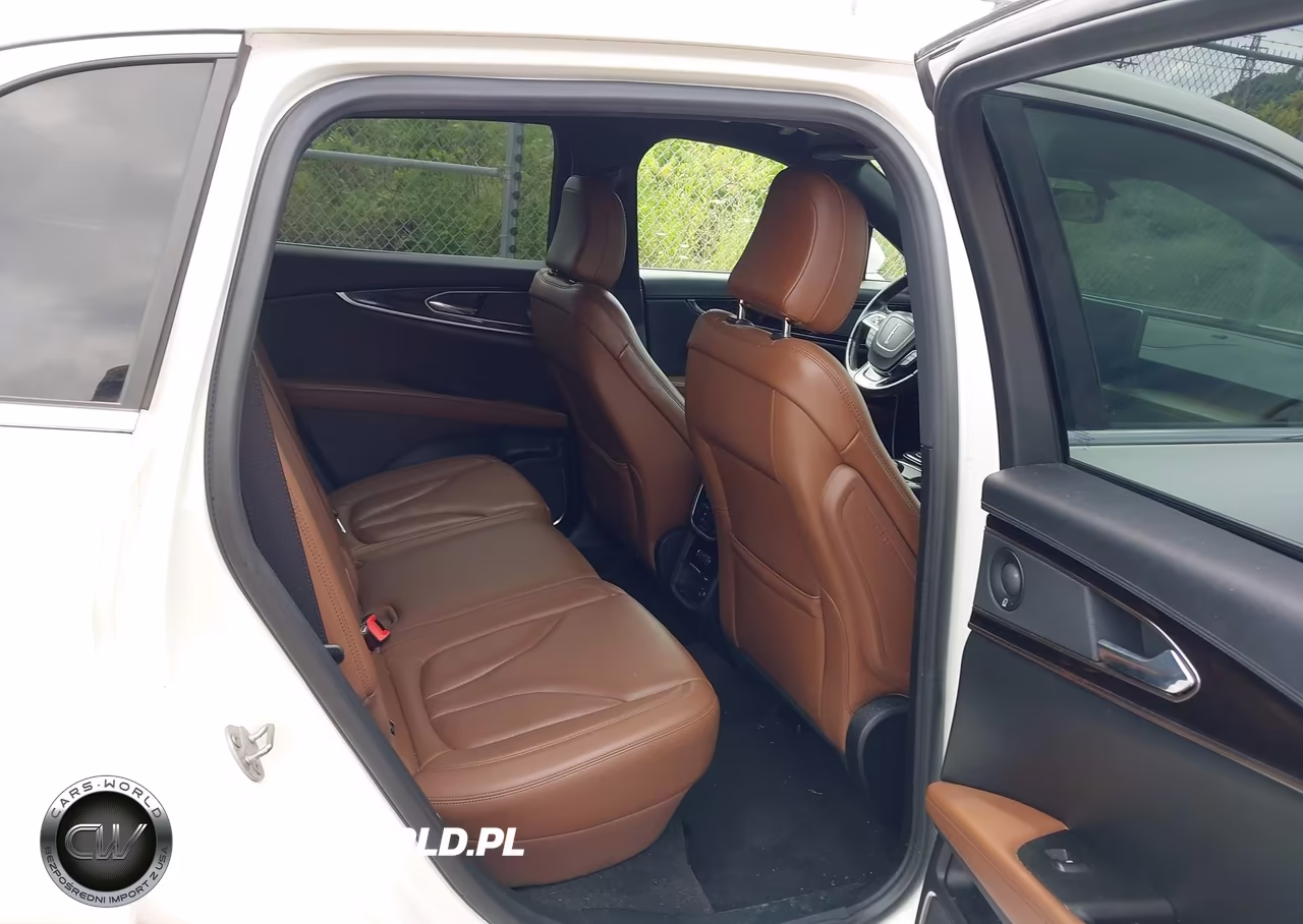 2021 Lincoln Nautilus Reserve VIN:2LMPJ8K9XMBL04513 - 8