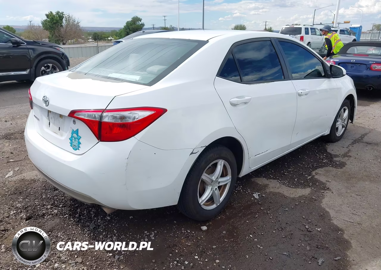 2015 Toyota Corolla L VIN:5YFBURHE7FP263151 - 4