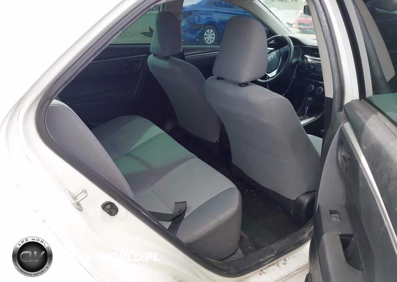 2015 Toyota Corolla L VIN:5YFBURHE7FP263151 - 8