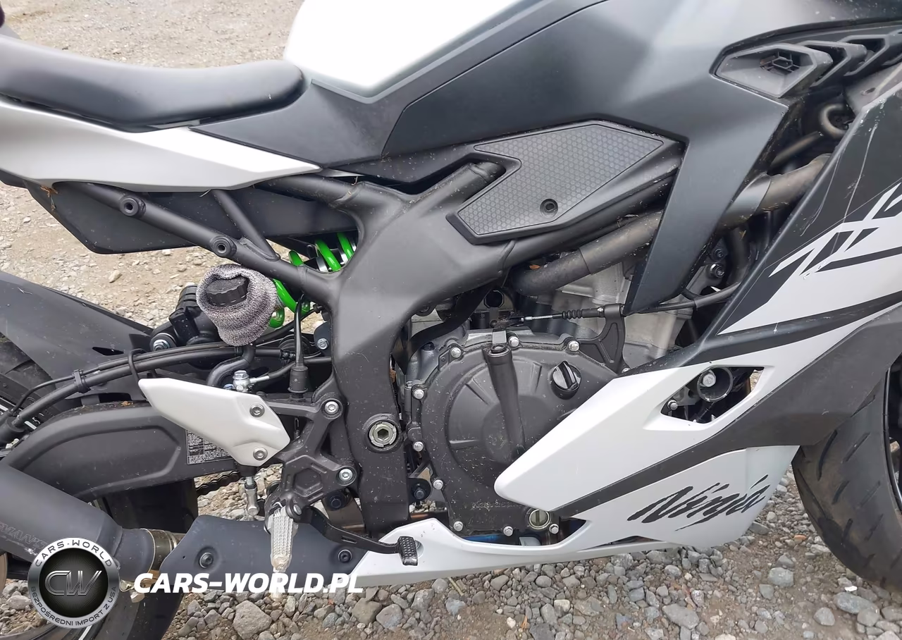 2025 Kawasaki Zx400 S VIN:ML5ZXCS1XSDA41349 - 8