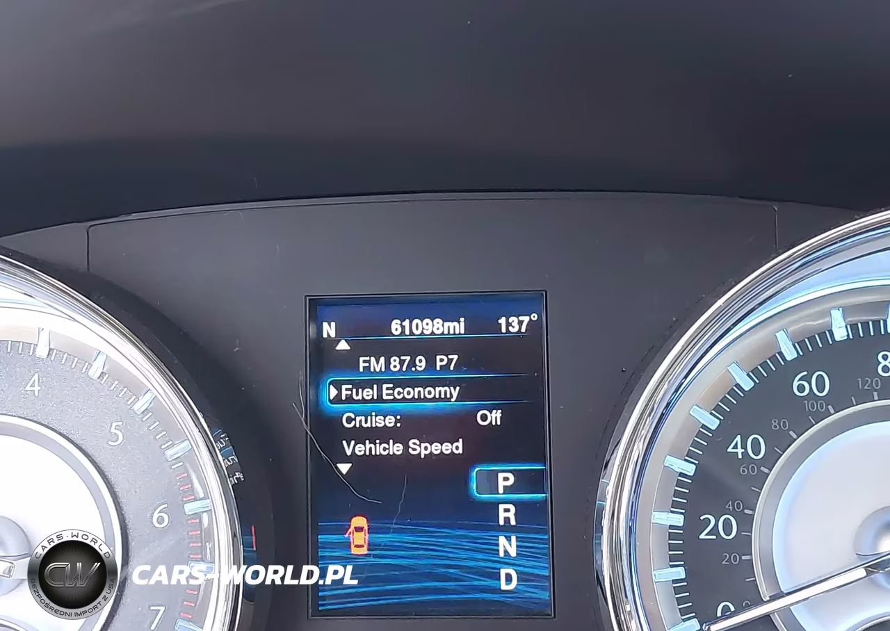 2014 Chrysler 300C VIN:2C3CCAET3EH100789 - 15
