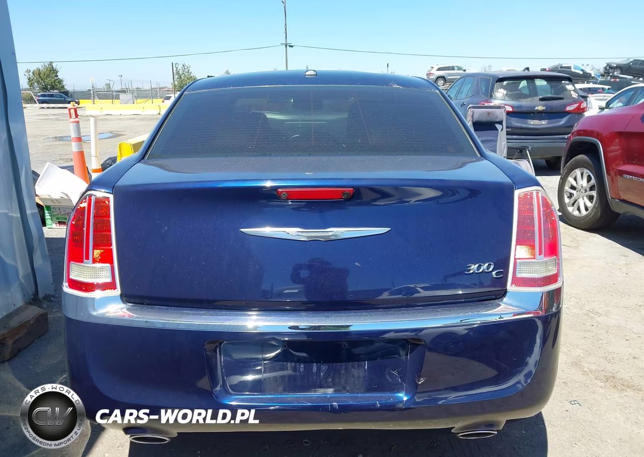 2014 Chrysler 300C VIN:2C3CCAET3EH100789 - 16