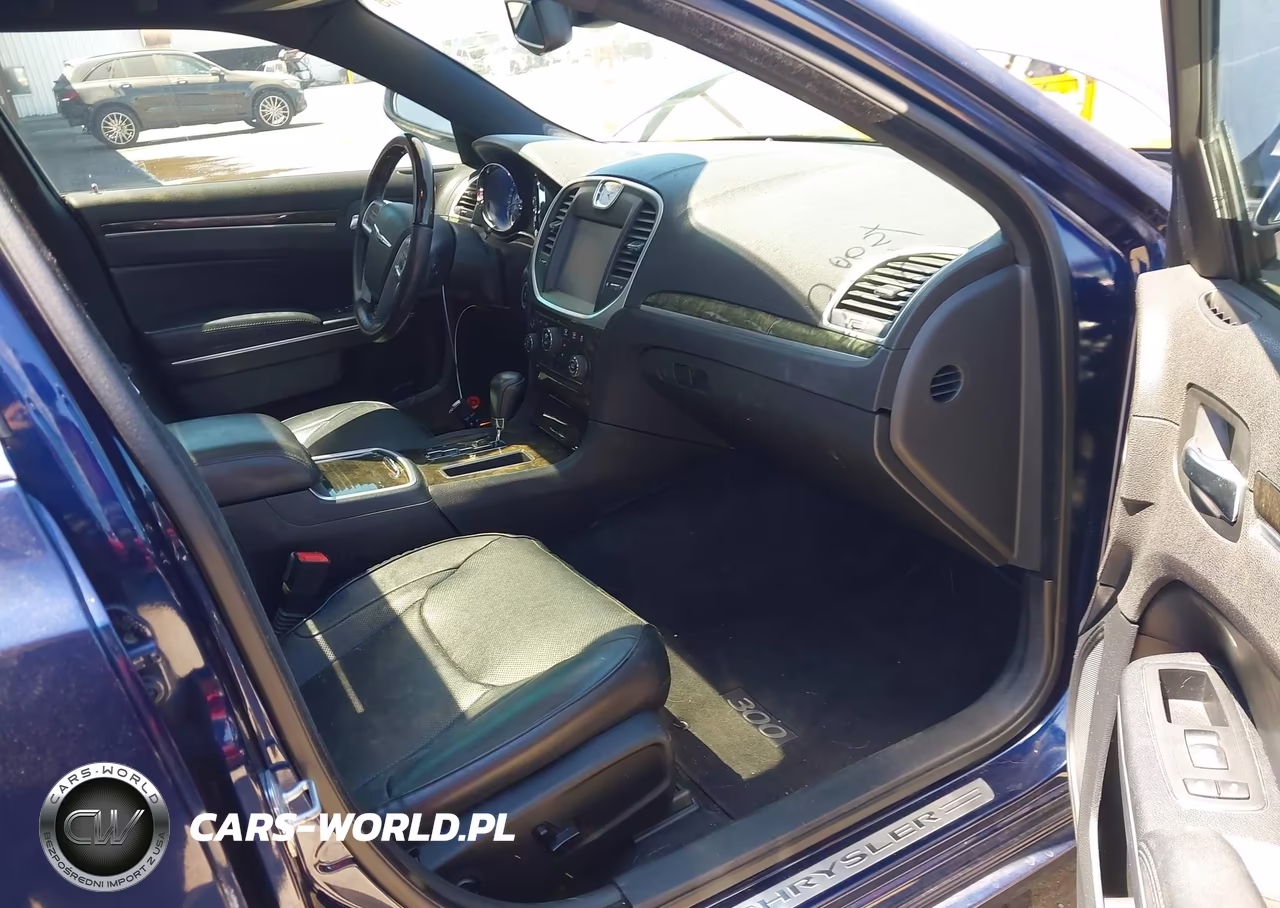 2014 Chrysler 300C VIN:2C3CCAET3EH100789 - 5