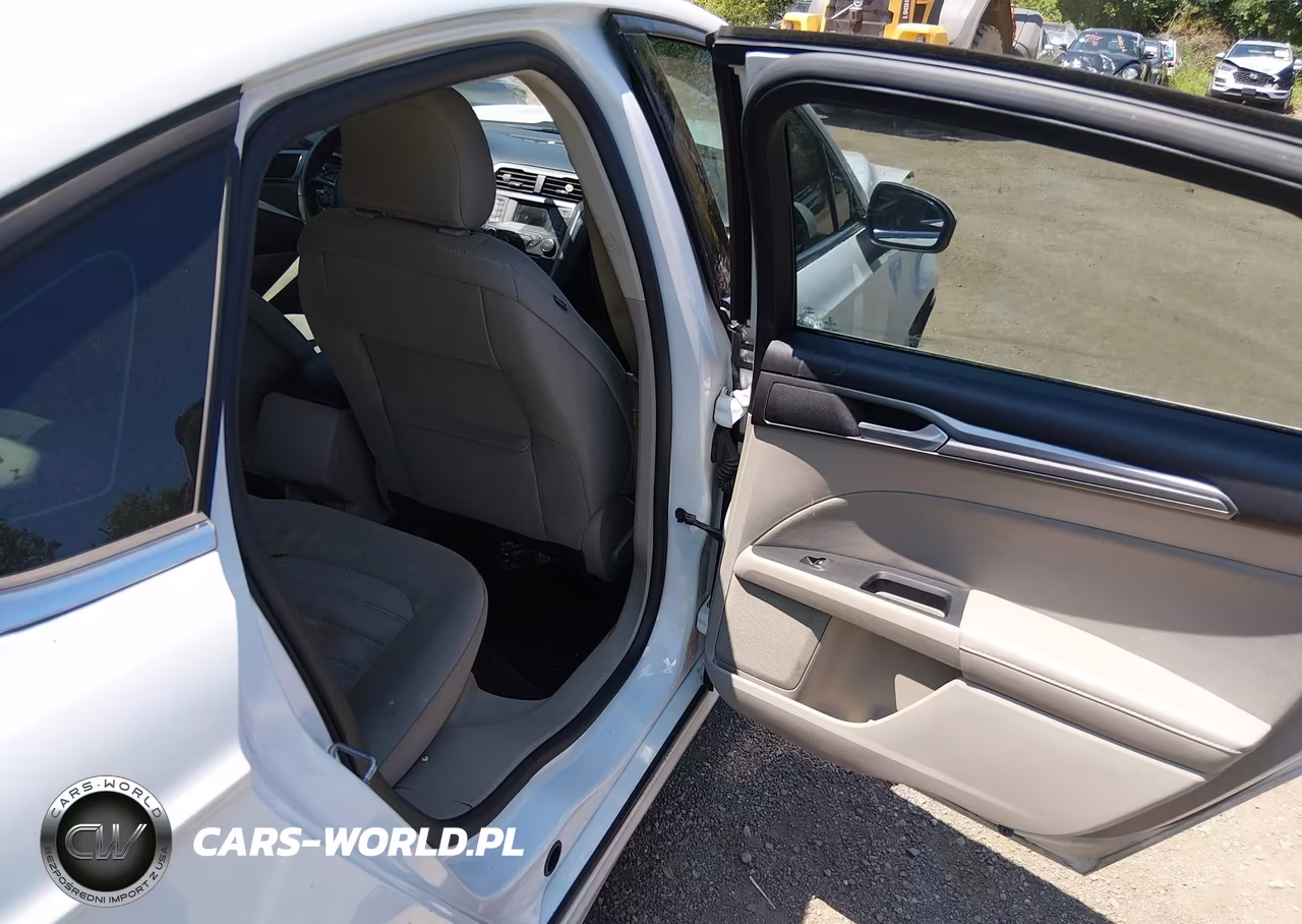 2018 Ford Fusion Se VIN:3FA6P0H79JR126064 - 8