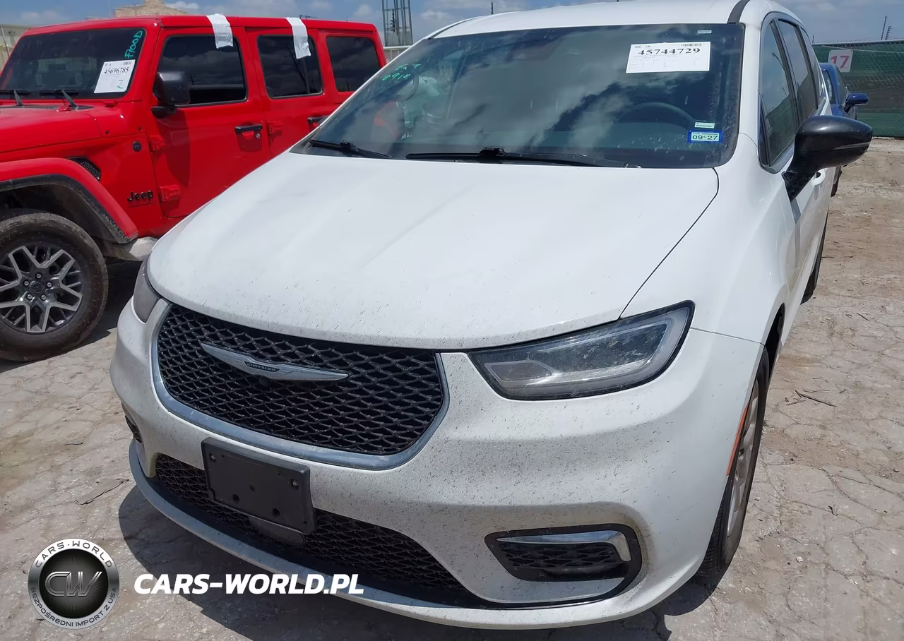 2026 Chrysler Pacifica Select VIN:2C4RC1BG9TR179213 - 19