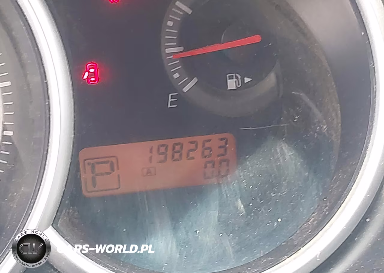 2010 Nissan Versa 1.8S VIN:3N1BC1CP2AL420705 - 15