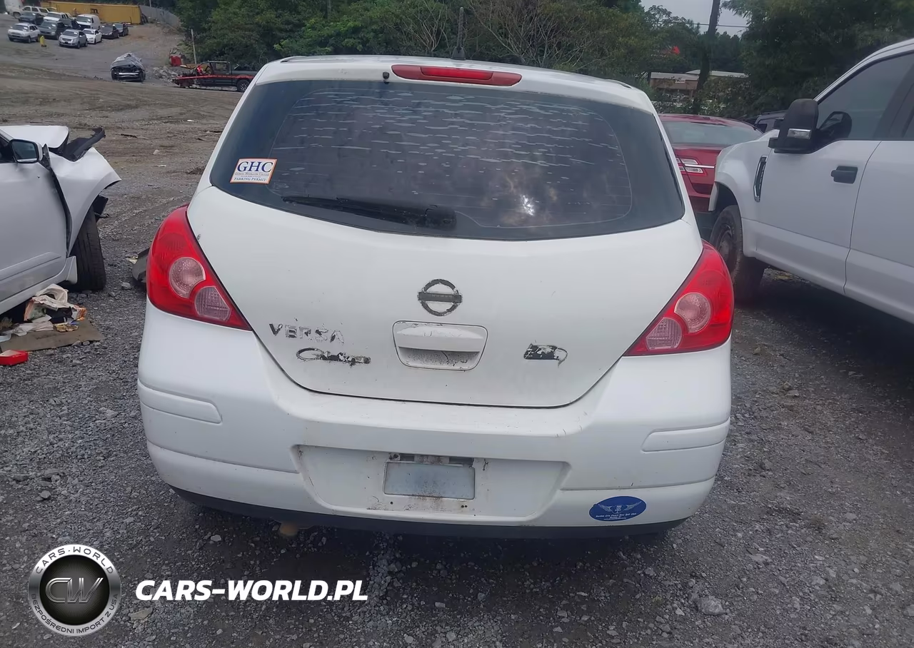2010 Nissan Versa 1.8S VIN:3N1BC1CP2AL420705 - 16