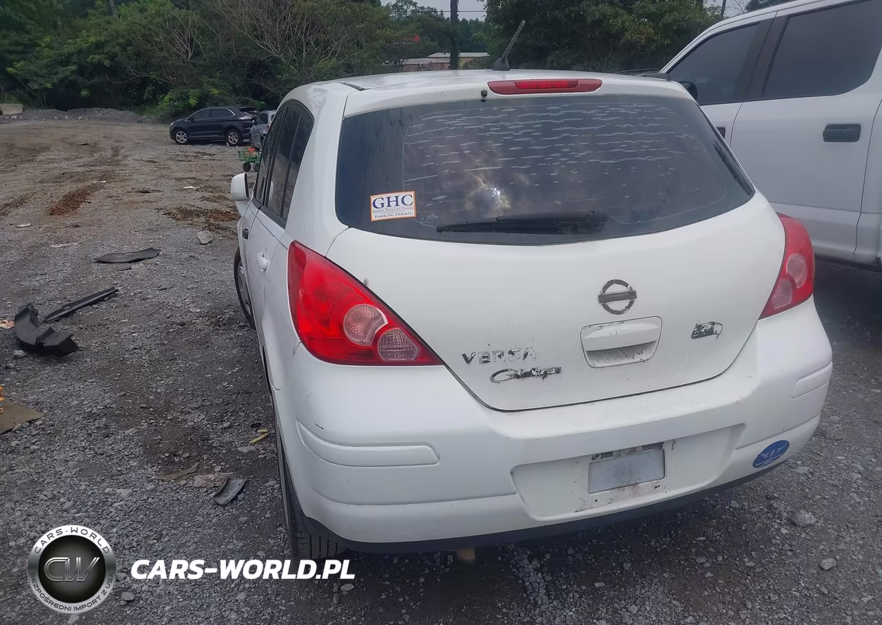 2010 Nissan Versa 1.8S VIN:3N1BC1CP2AL420705 - 3