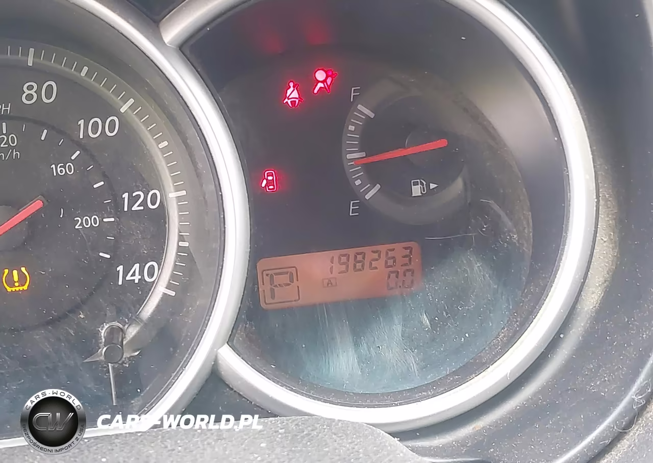 2010 Nissan Versa 1.8S VIN:3N1BC1CP2AL420705 - 7