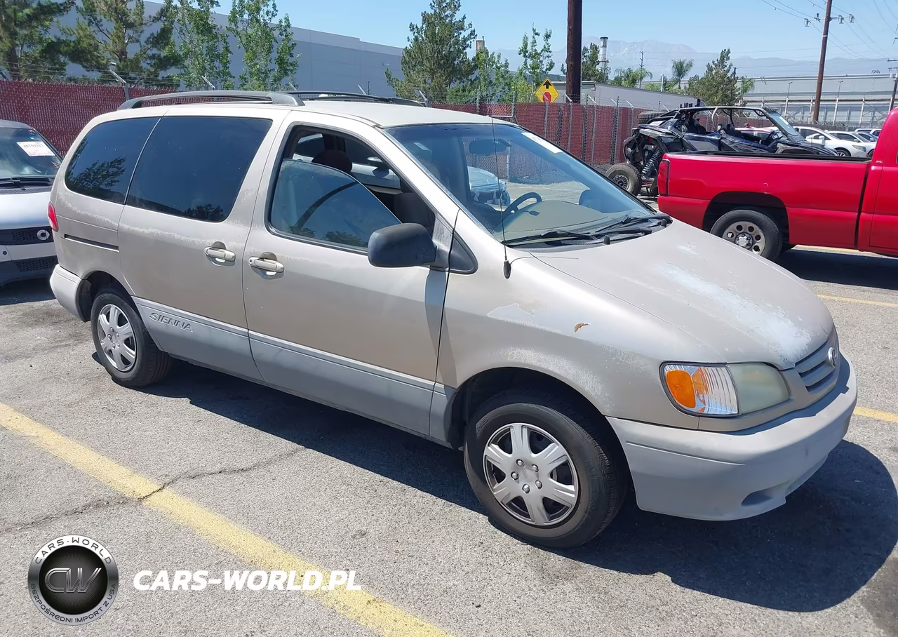 2003 Toyota Sienna Ce