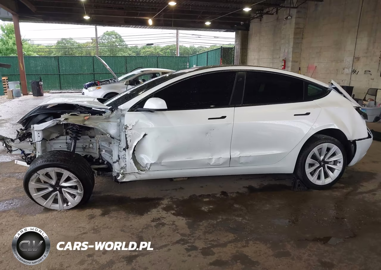 2021 Tesla Model 3 Standard Range Plus Rear-Wheel Drive VIN:5YJ3E1EA1MF063749 - 14