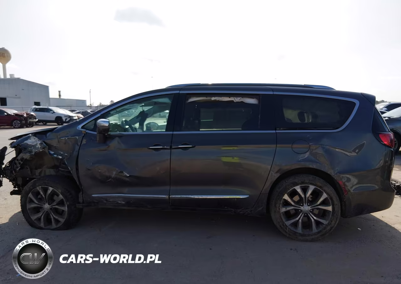 2017 Chrysler Pacifica Limited VIN:2C4RC1GG7HR504750 - 15