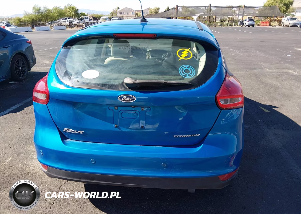 2016 Ford Focus Titanium VIN:1FADP3N29GL335507 - 16