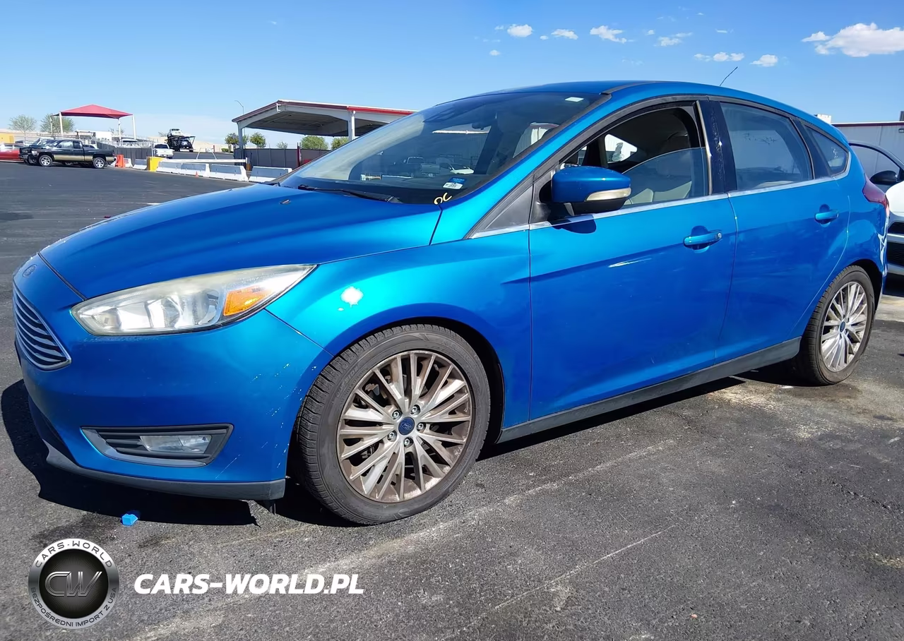 2016 Ford Focus Titanium VIN:1FADP3N29GL335507 - 2