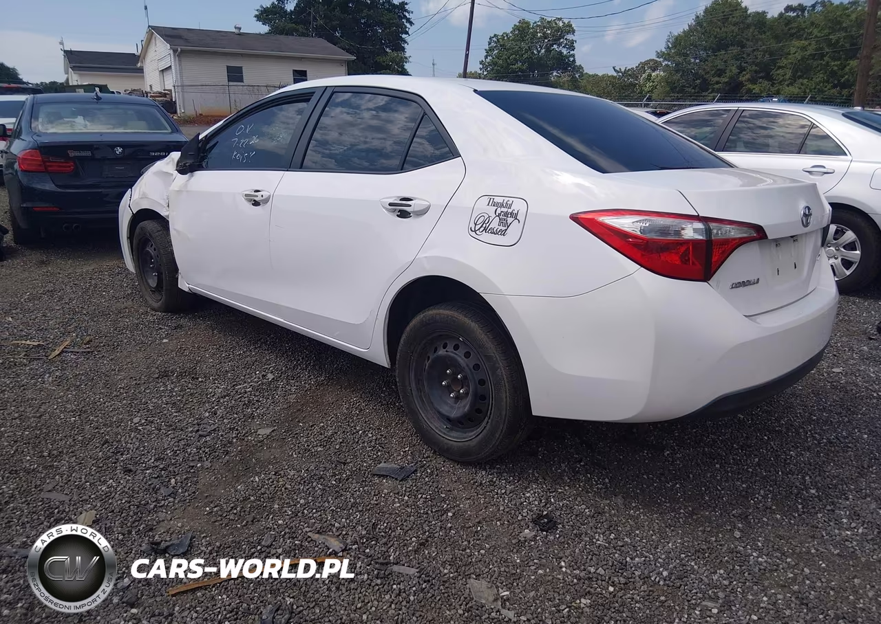 2014 Toyota Corolla Le VIN:2T1BURHE4EC131978 - 3