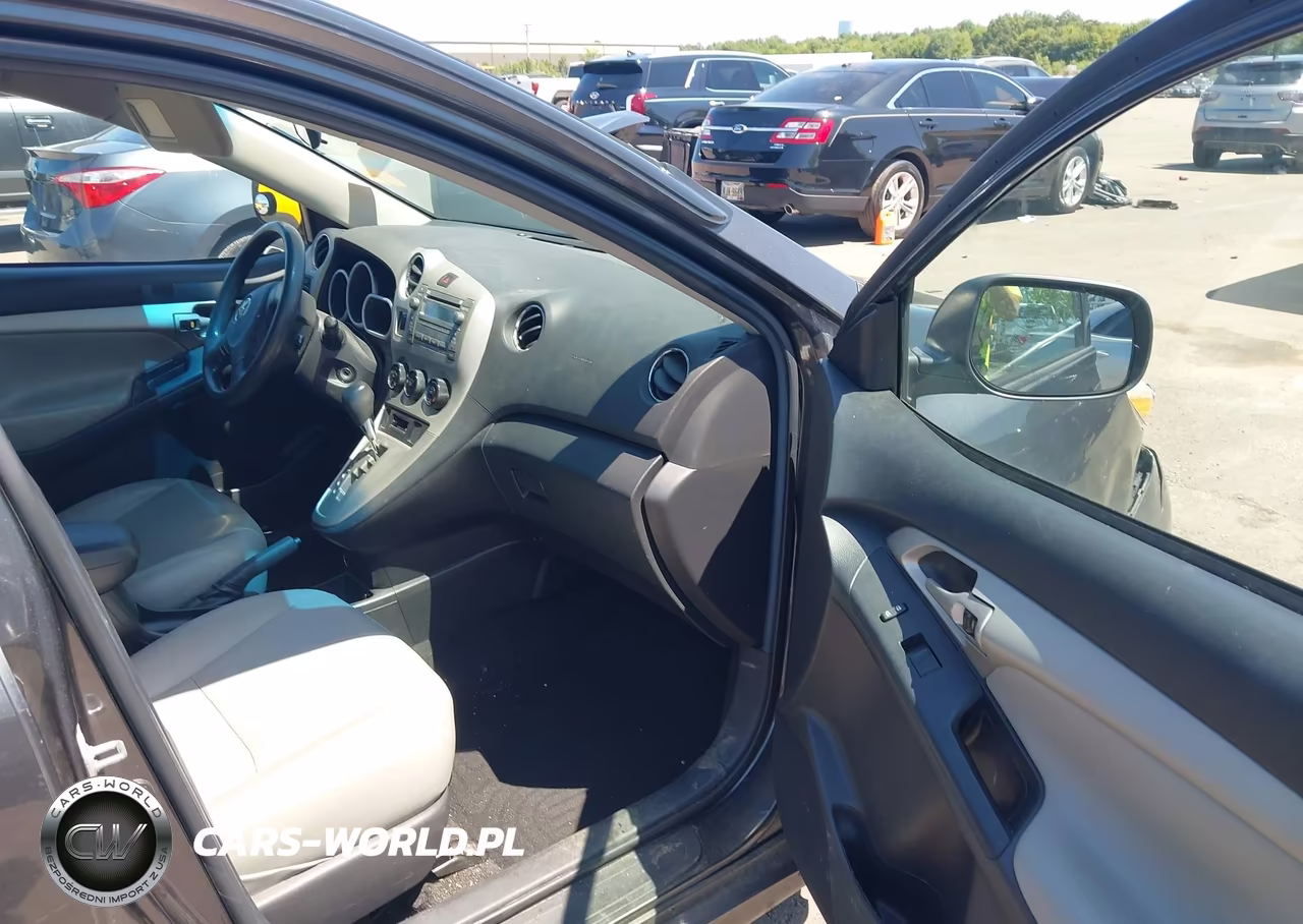 2010 Toyota Matrix VIN:2T1KU4EE4AC474128 - 5