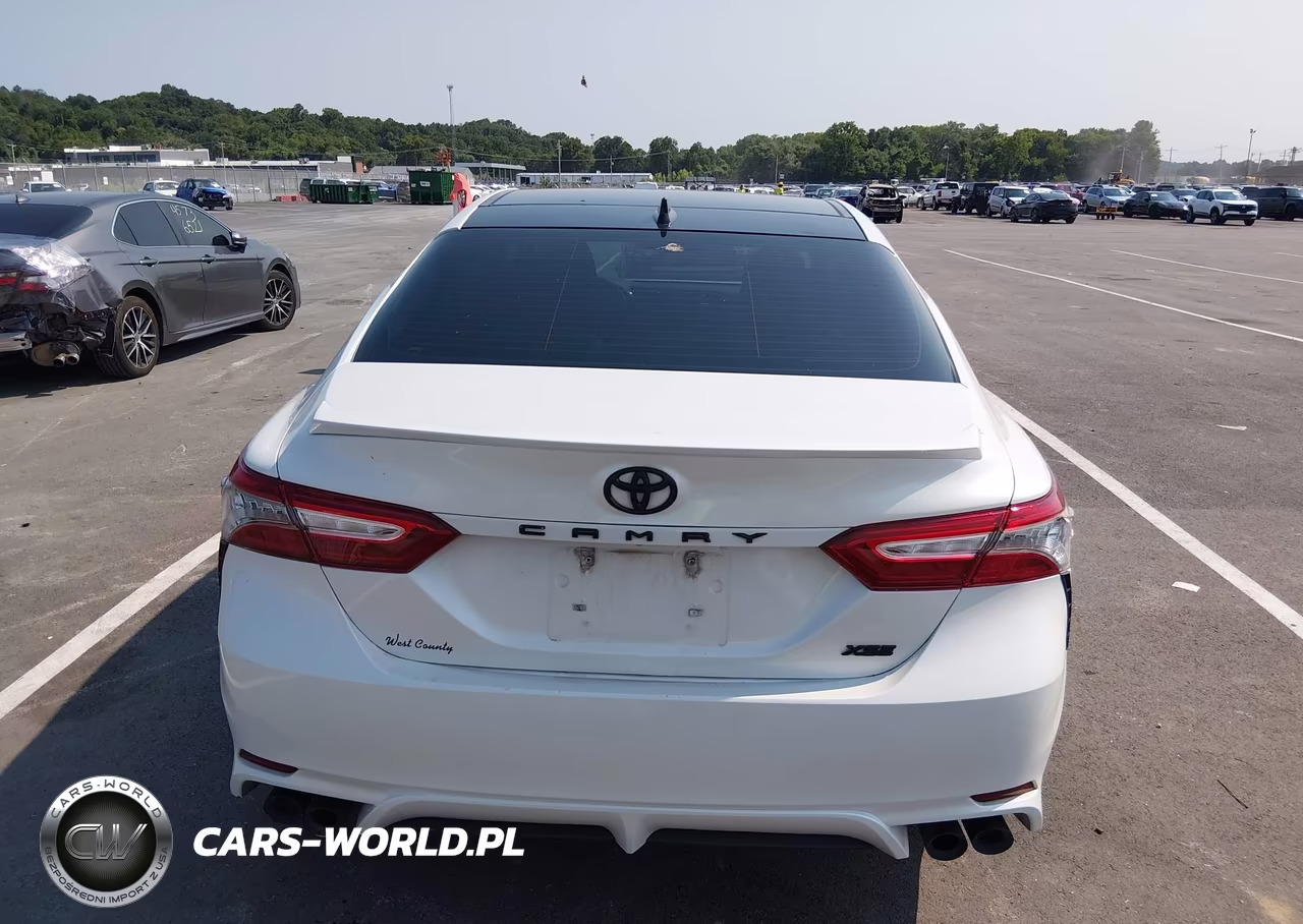 2019 Toyota Camry Xse VIN:4T1B61HK1KU777619 - 14