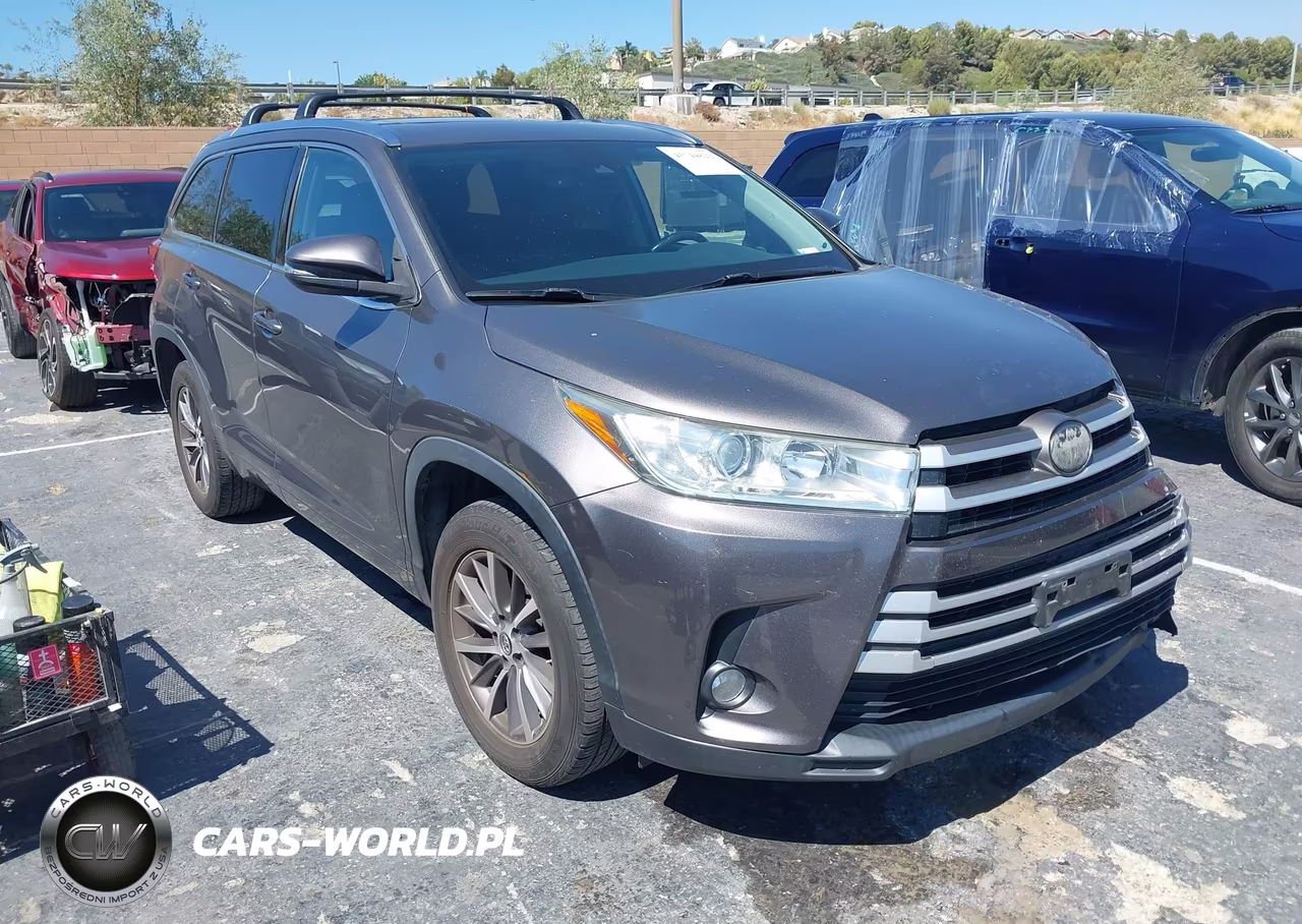 2018 Toyota Highlander Xle – zdjęcie 1 z 16
