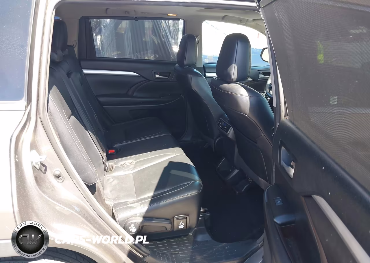 2018 Toyota Highlander Xle VIN:5TDKZRFH9JS549520 - 8