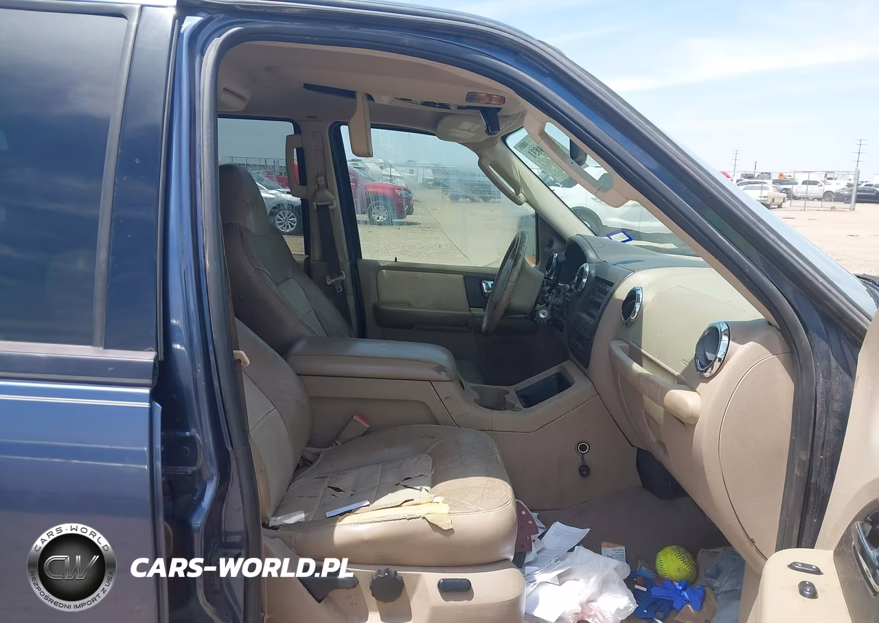 2005 Ford Expedition Eddie Bauer-King Ranch VIN:1FMFU17525LA54455 - 5