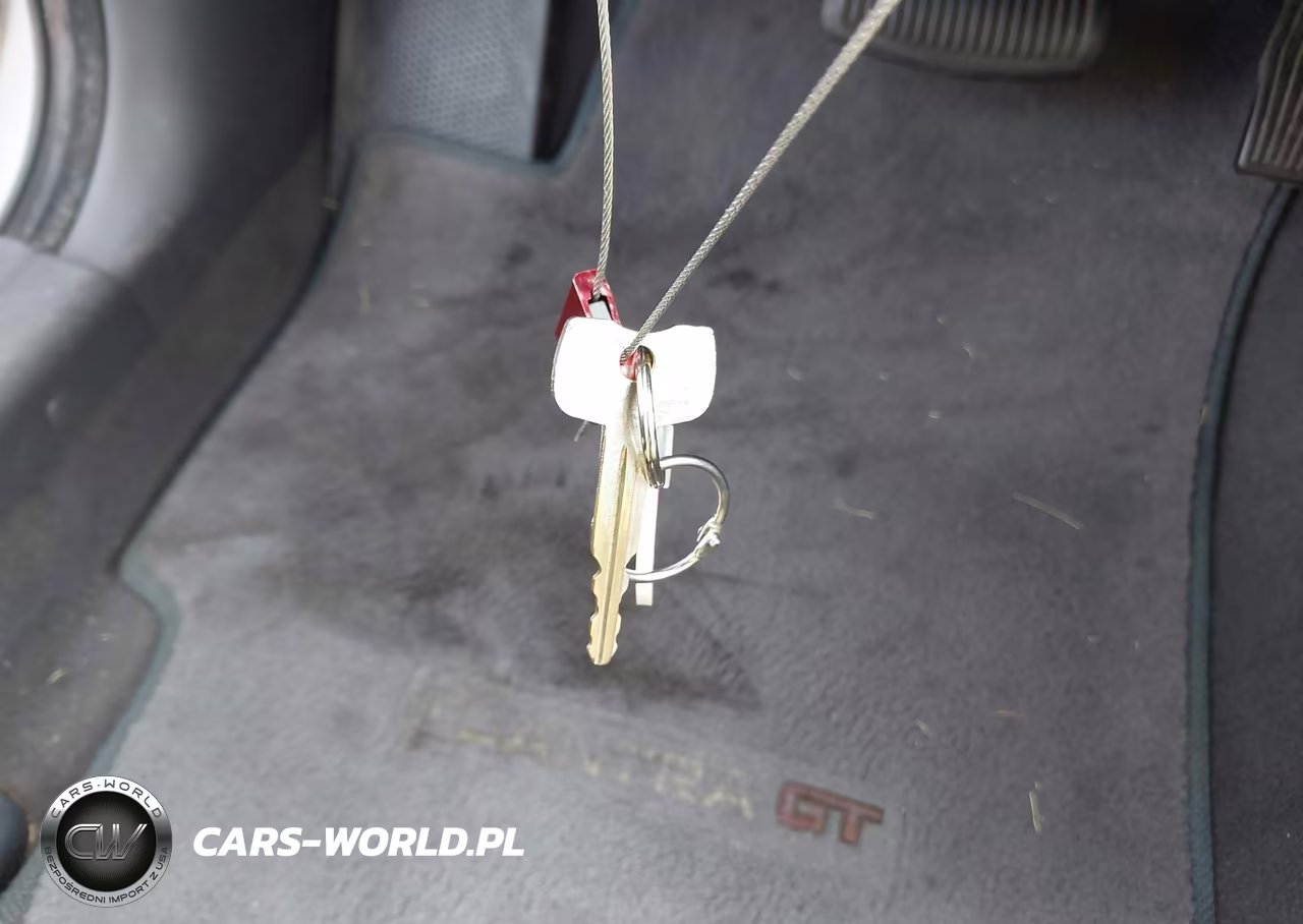 2003 Hyundai Elantra Gls-Gt VIN:KMHDN45D93U607397 - 11