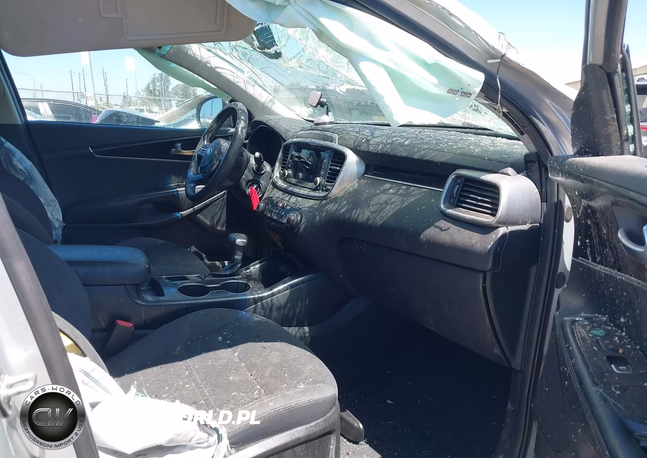 2020 Kia Sorento 3.3L Lx VIN:5XYPG4A5XLG616878 - 5