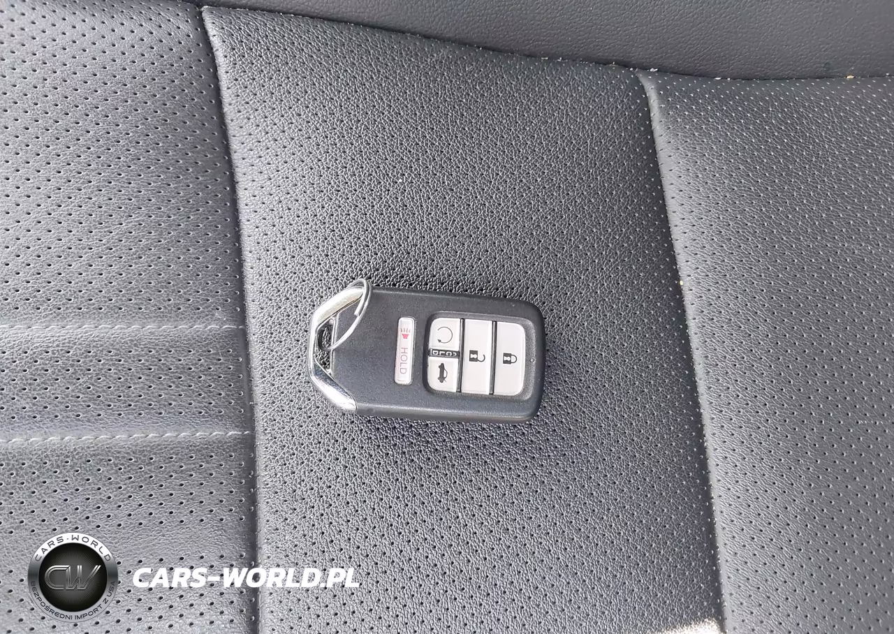 2021 Honda Accord Hybrid Touring VIN:1HGCV3F99MA016429 - 11