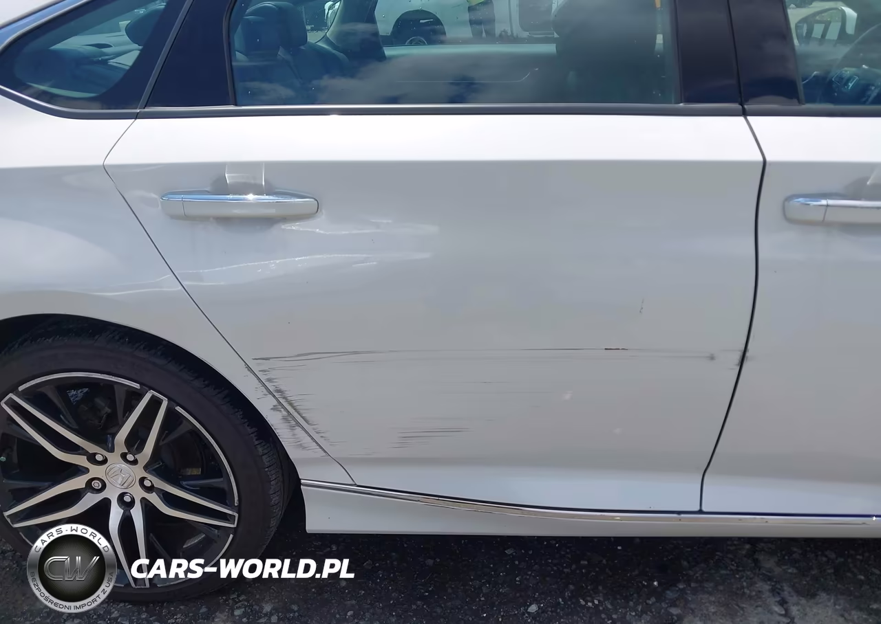 2021 Honda Accord Hybrid Touring VIN:1HGCV3F99MA016429 - 6