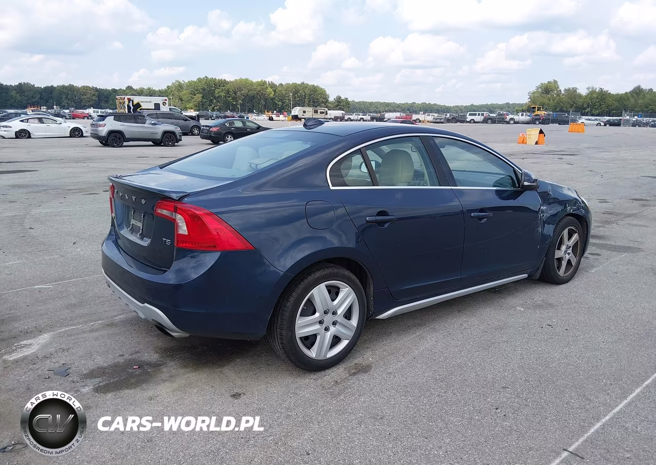 2012 Volvo S60 T5 VIN:YV1622FS2C2099271 - 4
